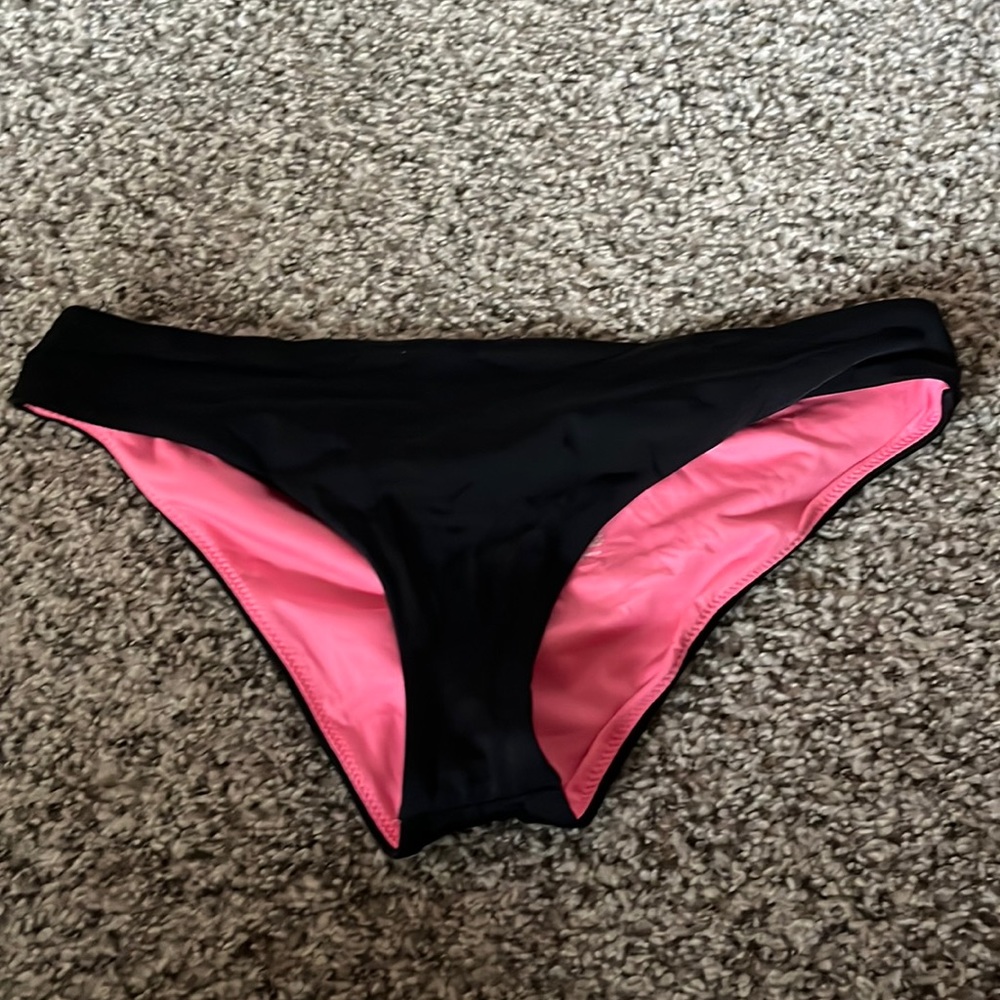 Black bikini bottoms